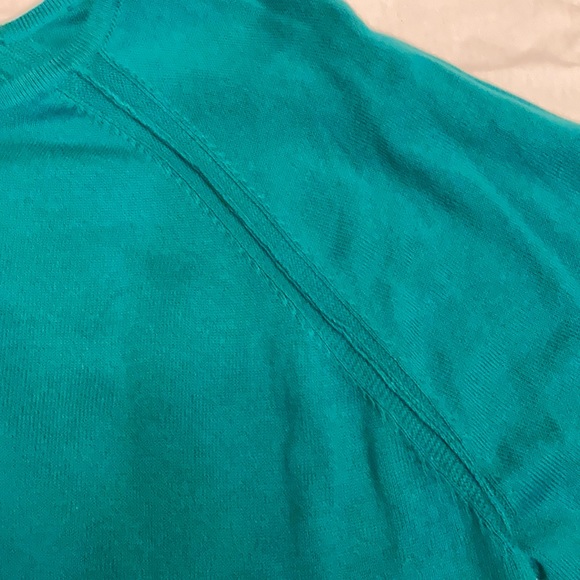 Lightweight Sweater - Picture 2 of 8